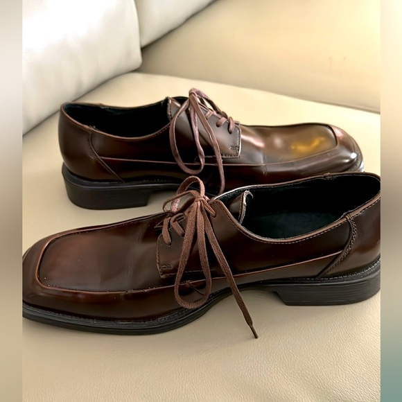 "Make it Smooth" Kenneth Cole Reaction Brown Leather Oxfords - Size 12 M - EUC - Picture 3 of 10